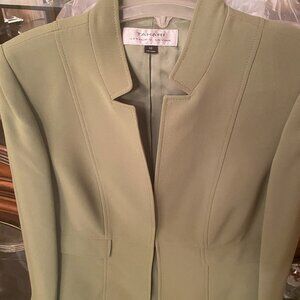 TAHARI SUIT JACKET GREEN COLOR  SIZE 10 PC1